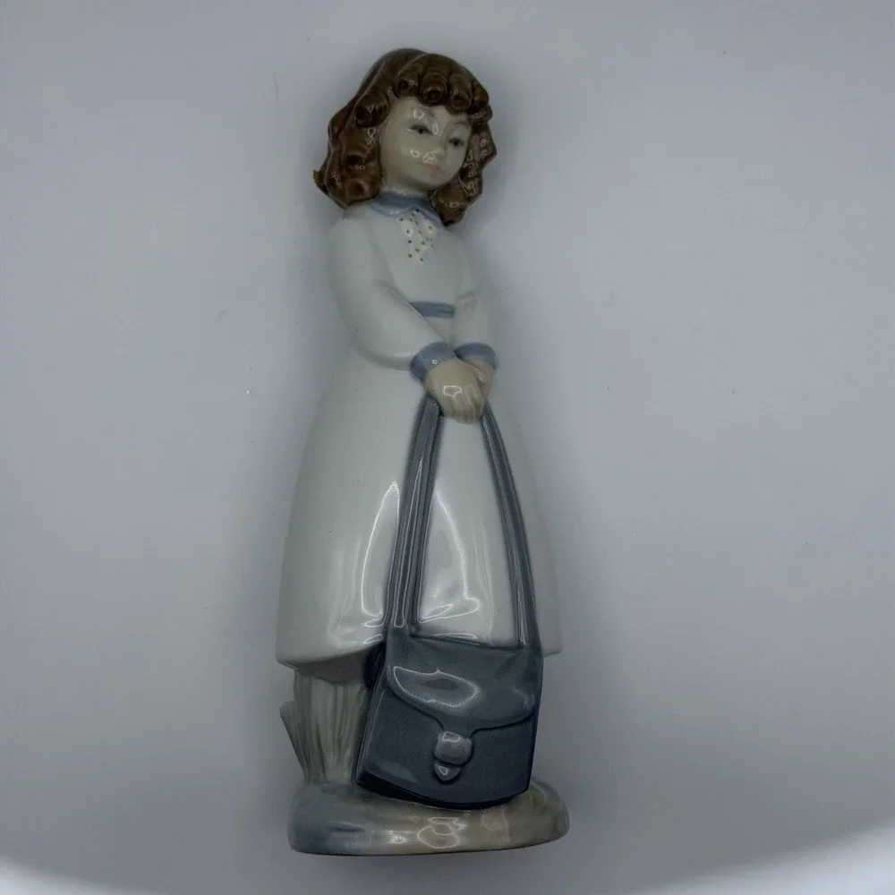 Vintage Lladro Zaphir Porcelain Figurine School Girl Bag Backpack Luster‎ 7.5